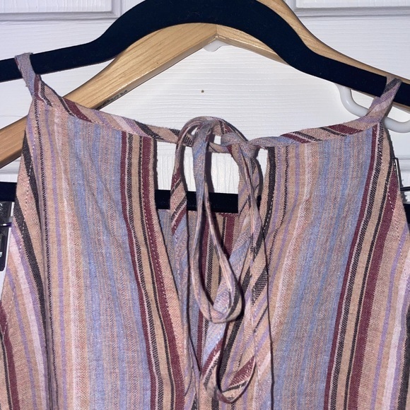 High Neck Top - Picture 4 of 4